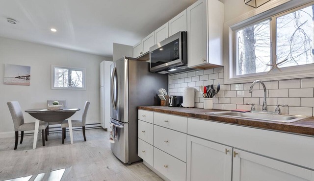 Cozy Salem Studio Near Tuscan Village & Boston