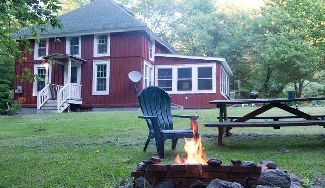 Cozy Secluded Cabin in the Berkshires