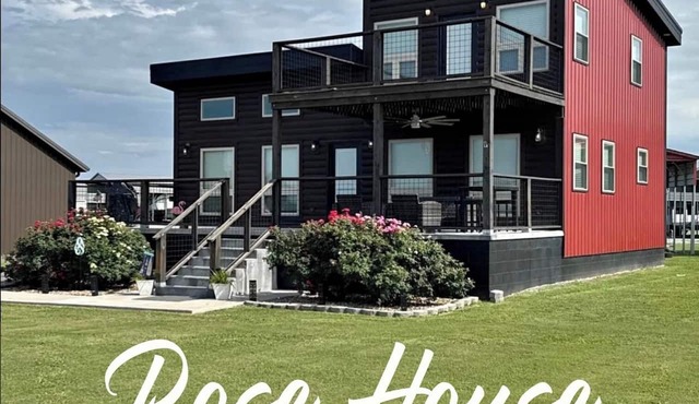 Cozy stay at Duck Creek on Grand Lake- close to the fun!+ amenities