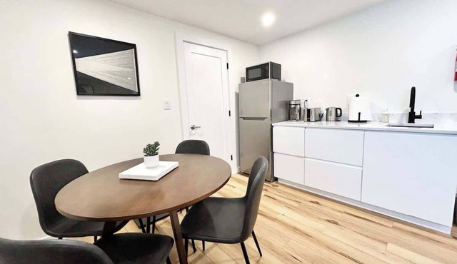 Cozy studio in calm neighborhood