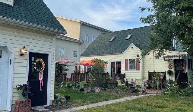Cozy studio located in small town America, Bunker Hill, IL.