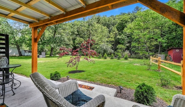 Cozy Tiny River Studio with Fire Pit & BBQ Area