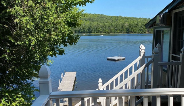 Cozy, Waters Edge on Springy Pond
