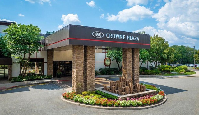 Crowne Plaza Suffern-Mahwah by IHG