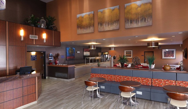Crystal Inn Hotel & Suites Midvalley