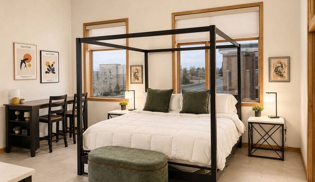 Dapper 2 Bedroom Newly Remodeled Brand New Jordan Creek