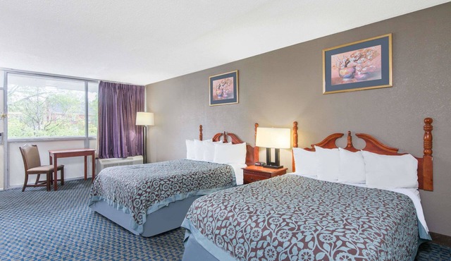 Days Inn by Wyndham Arlington Pentagon