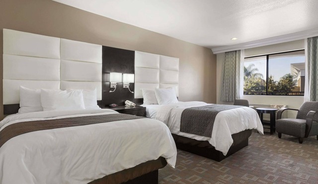 Days Inn by Wyndham Downey