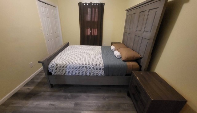 Delightful 3-bedroom apartment with AC/heat in Mount Vernon