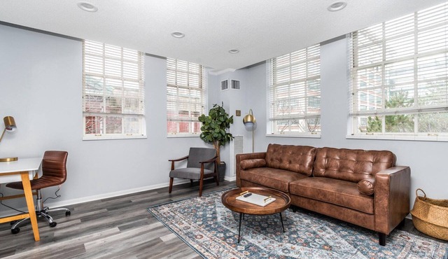 Deluxe Charlestown 2BR w/In-Unit W/D, close to Dining, by Blueground