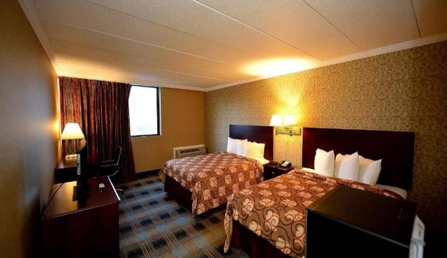 Deluxe Room, Two Queen Beds
