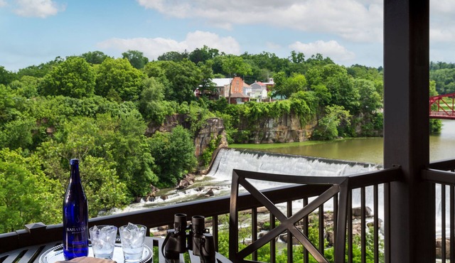 Diamond Mills Resort