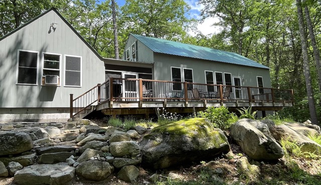 Directly On Lake Winnipesaukee, A/Cs, Waterfront, Dock & Deck - 7 Night Min