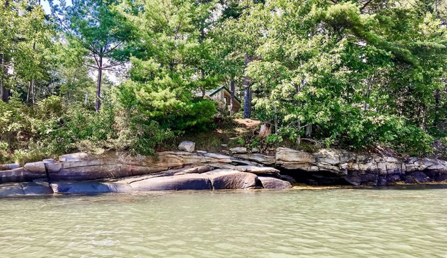Dog-Friendly Waterfront Home w/Deck, Gas Grill, Views, Free WiFi, Washer/Dryer