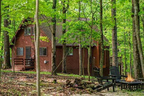 DogFriendly wHot Tub Fire Pit Resort Access
