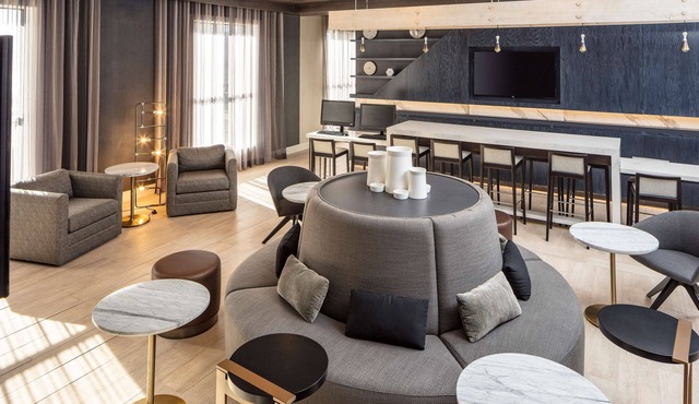Doubletree By Hilton Boston Logan Airport Chelsea