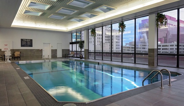 DoubleTree by Hilton Omaha Downtown