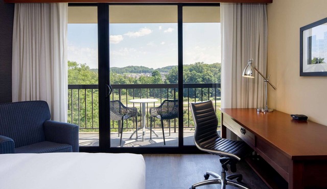 DoubleTree by Hilton Pittsburgh - Cranberry