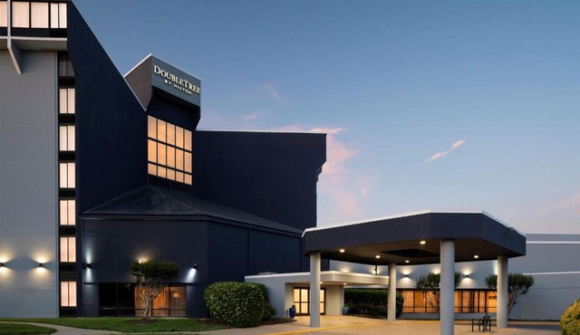 DoubleTree by Hilton Richmond - Midlothian