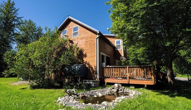 Downtown getaway home, big yard and one block from all the action