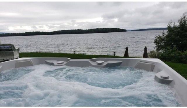 Dreamy Lakefront Getaway, Beach, Skiing,Hiking GIC
