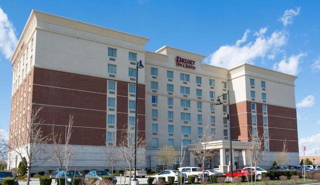 Drury Inn & Suites Columbus Grove City