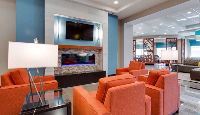 Drury Plaza Hotel St. Louis St. Charles