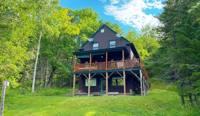 Dunserchin - Large waterfront home on Mooselookmeguntic Lake!