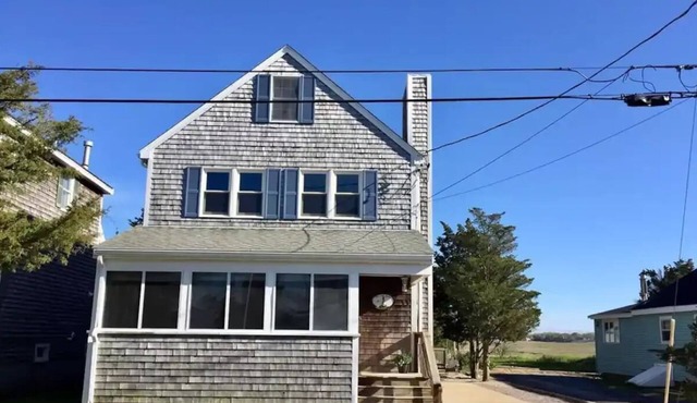 Duxbury Beach Escape