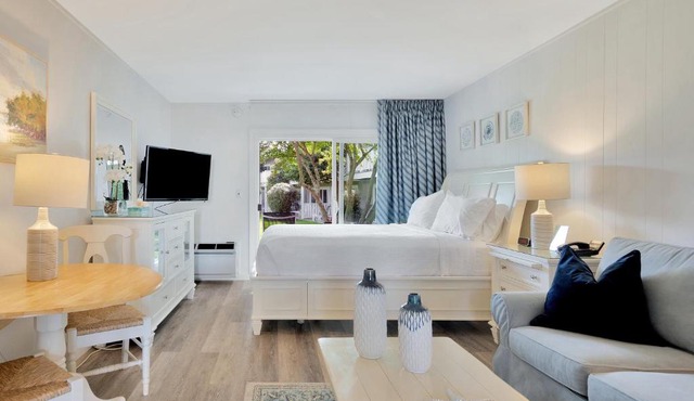 East Hampton House Resort