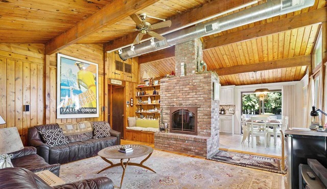 East Marion 3BR Cottage | Fireplace, Deck, Beach Access, Near Greenport