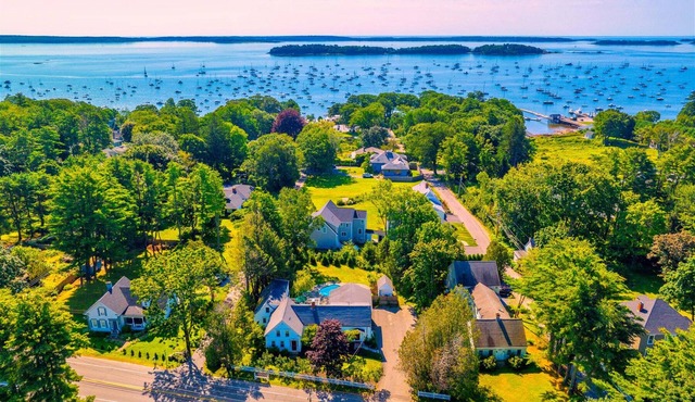 Elegant Coastal Retreat: Serene Luxury Living in Falmouth Foreside