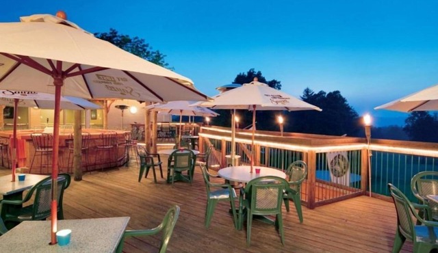 Elegant Escapes: Studio at Lakeview Golf Resort Hotel