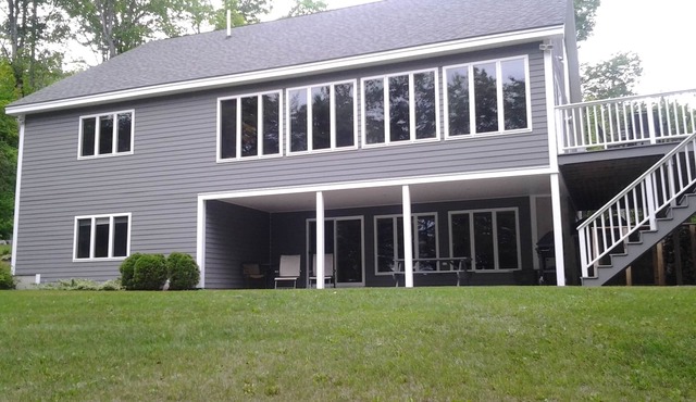 Elegant, spacious 5 bedroom home on Molasses Pond