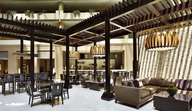 Embassy Suites by Hilton Crystal City National Airport