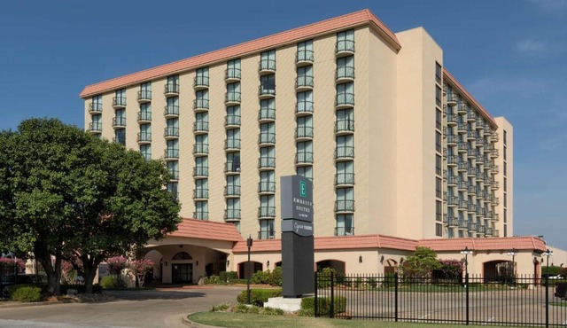 Embassy Suites by Hilton Tulsa I-44