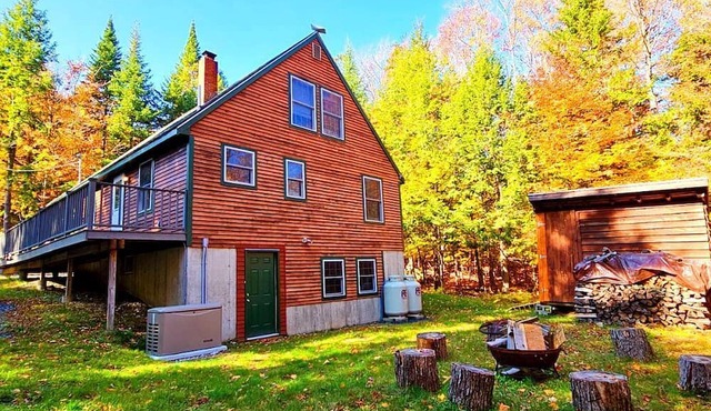 Embrace Nature in this Enchanting Cabin in Beaver Cove, Maine