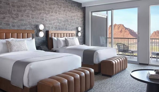 Enjoy a Calm, Relaxing Desert Stay Near Tuacahn Center For The Arts - 2.3 miles