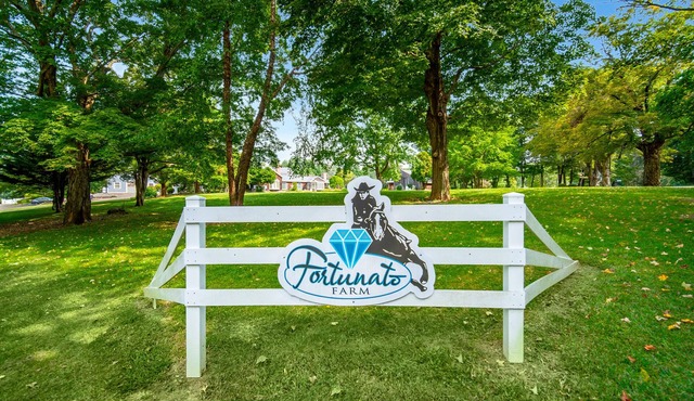 Equestrian Living: It's a lifestyle "Living on the Farm" Not your ordinary Stay!