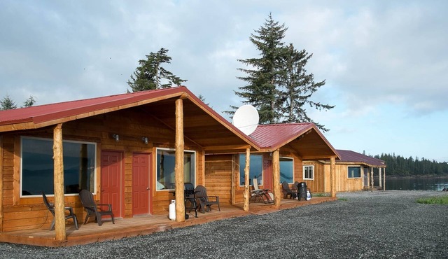 Escape to Your Beachfront Paradise in Whale Point, Coffman Cove, Alaska!