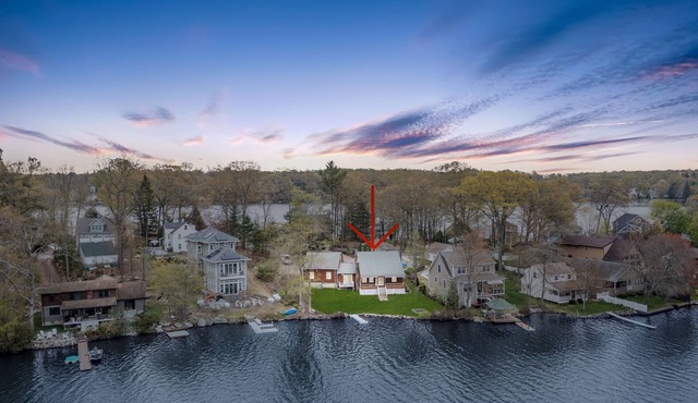 Escape to your lakeside paradise