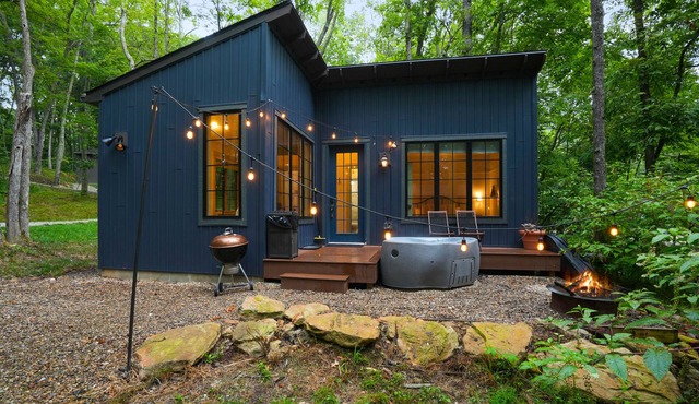 Evermore Cottage | Hocking Hills, Couples Retreat