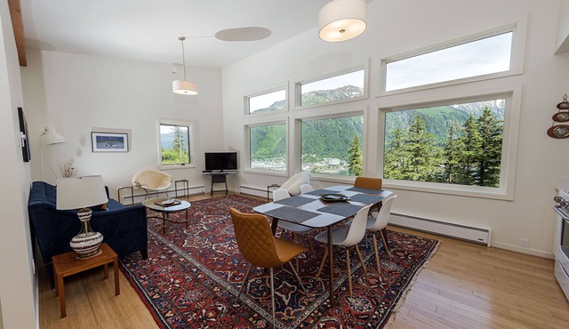 Exceptional view, style and comfort-The Salty Suite