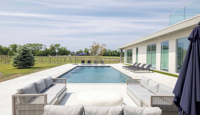 Exclusive Vineyard Retreat