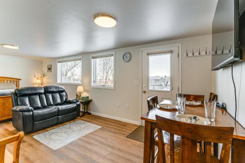 Executive Home, Fabulous Views of Denali to Anch