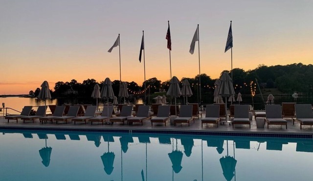Experience a Suite Designed for Calming Stays | Courtyard, Marina, Free Parking