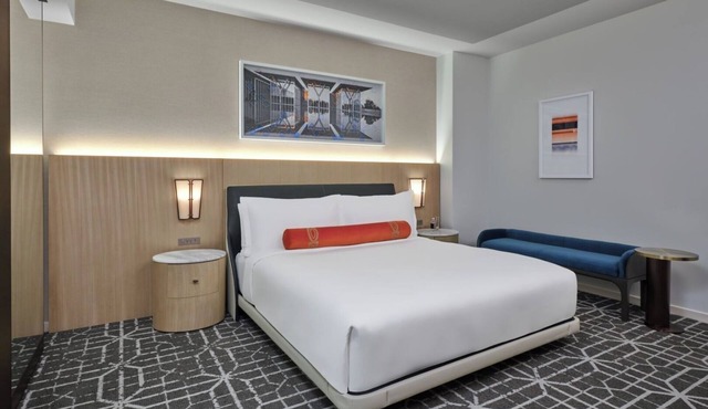 Experience Elegance at Distinct Room Near Fort Worth’s Buzz