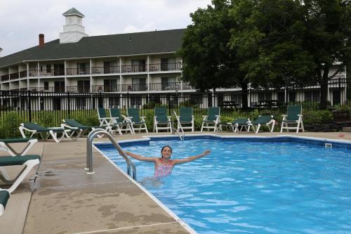 Fairbanks Inn
