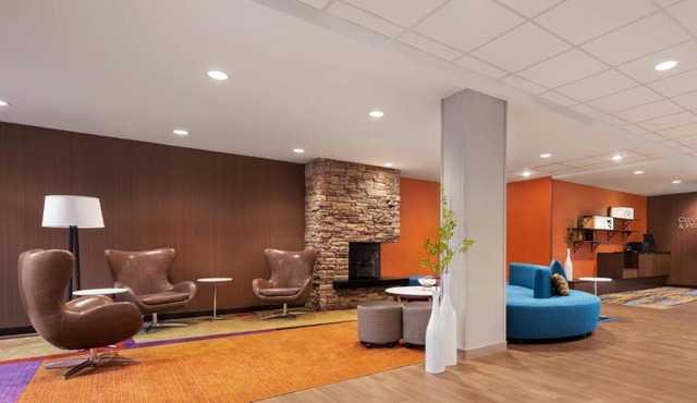 Fairfield Inn & Suites by Marriott Charlottesville Downtown/University Area