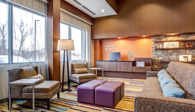 Fairfield Inn & Suites by Marriott Springfield Holyoke